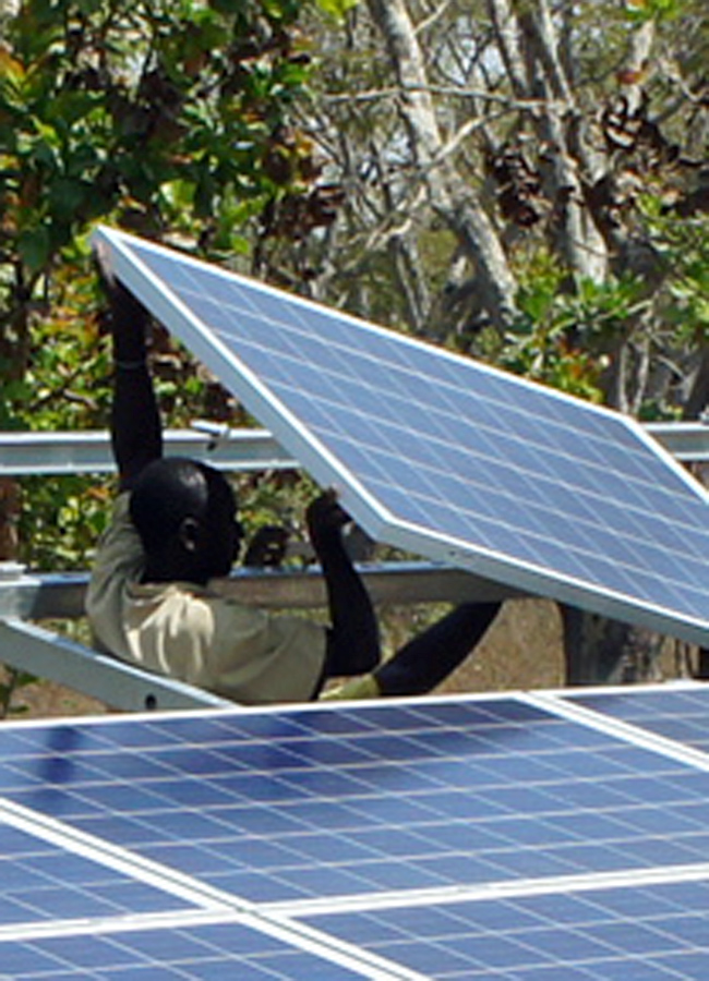 Technik als Mittel zum Zweck: Solarstrom versorgt Maschinen.